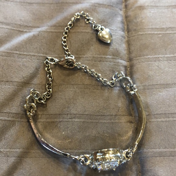 Rhinestone center stone silver tone bracelet. Well made channel set detail - Picture 6 of 7